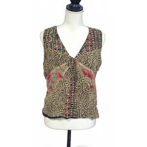 Vintage-Inspired Sleeveless Printed Blouse